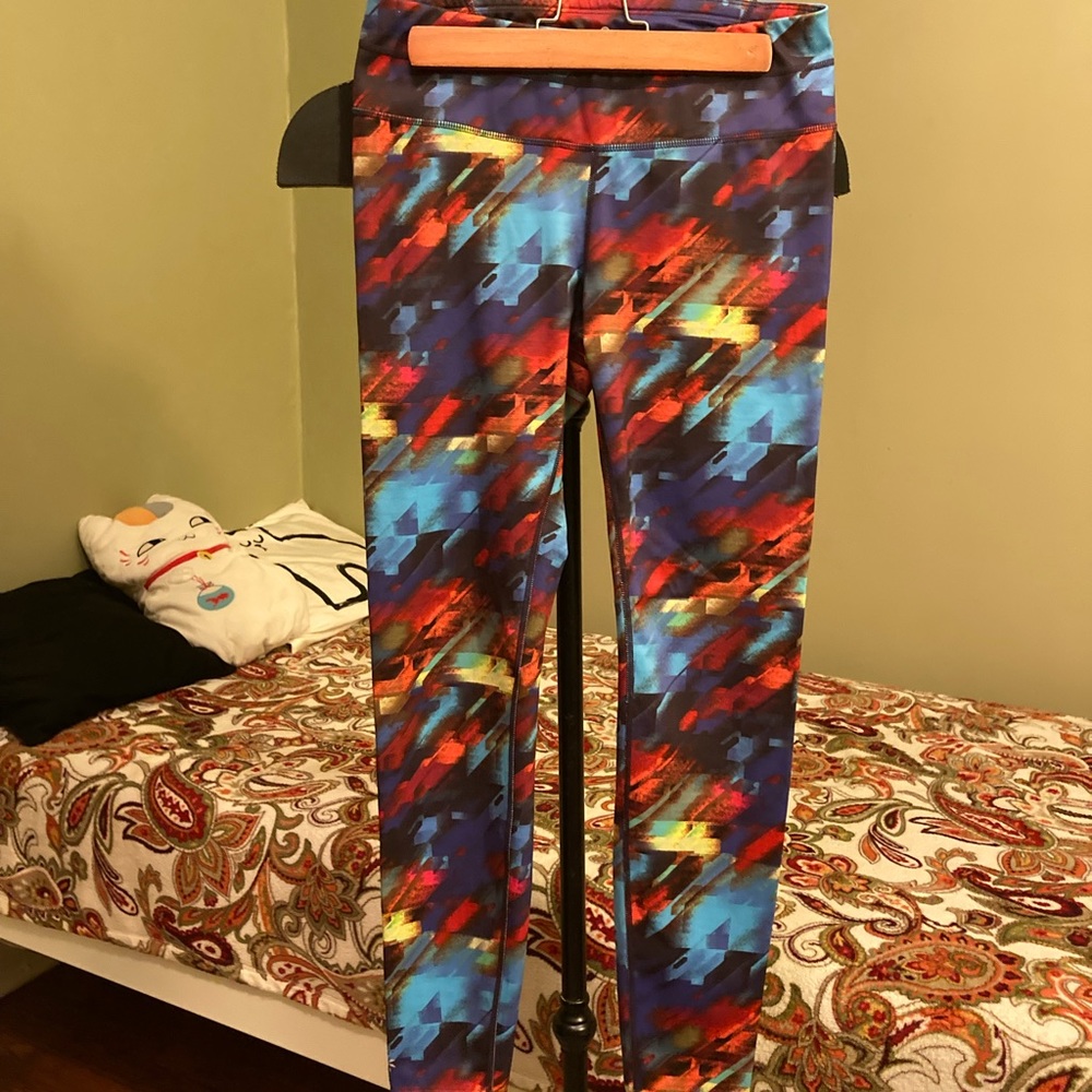 Multi Colored Cropped Leggings 7/8 Length Color Burst